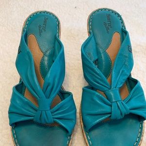 3” Comfy Turquoise shoes